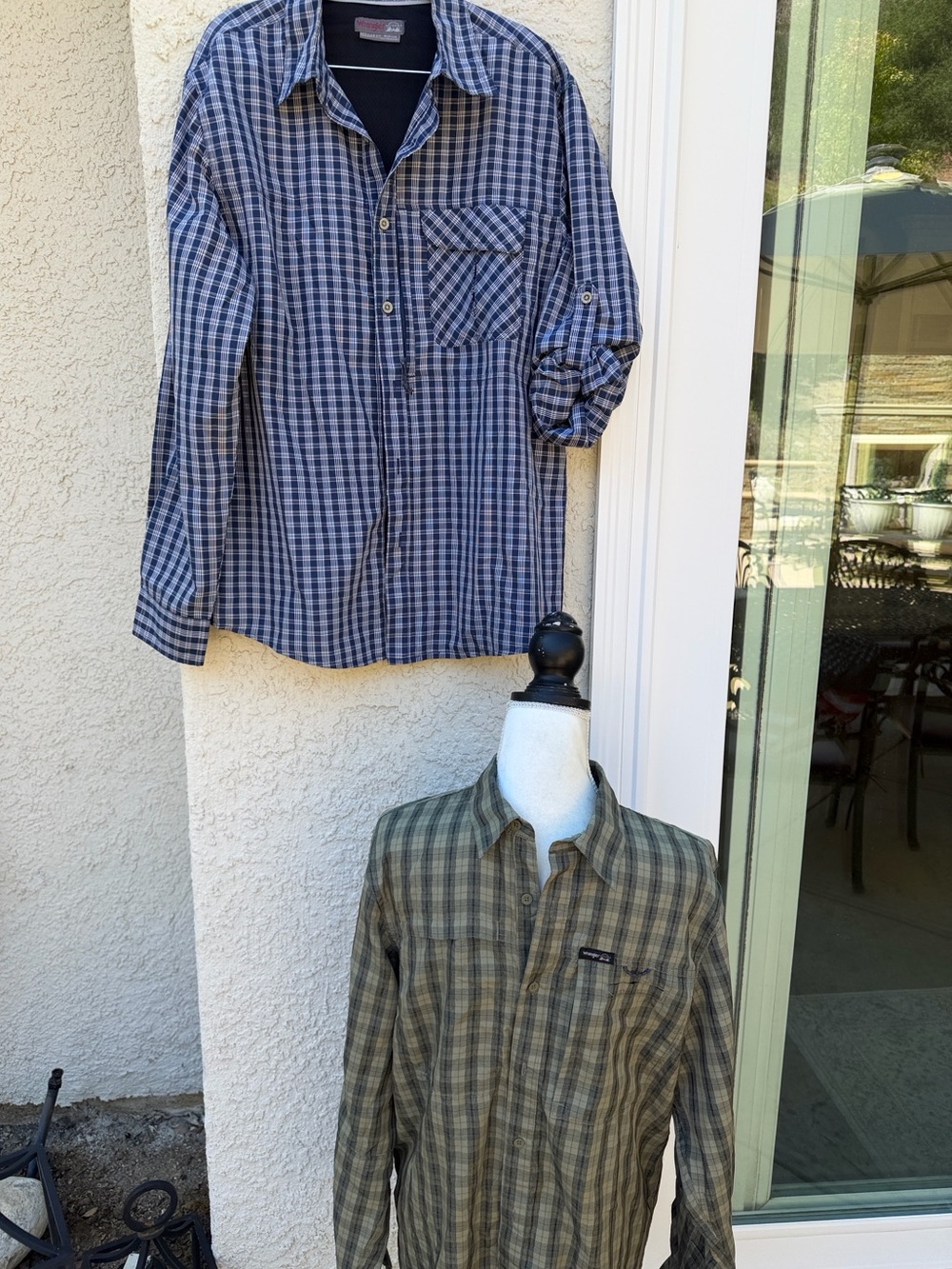 Wrangler Outdoor Set of Men's Plaid Lightweight Performance Button Shirt Size M